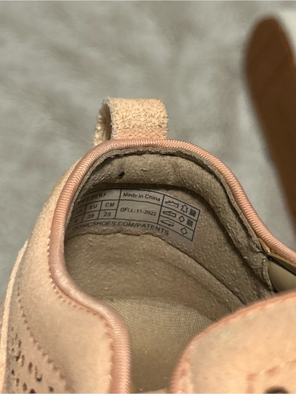 Vionic Kimmie Perf Sneakers - Picture 8 of 8